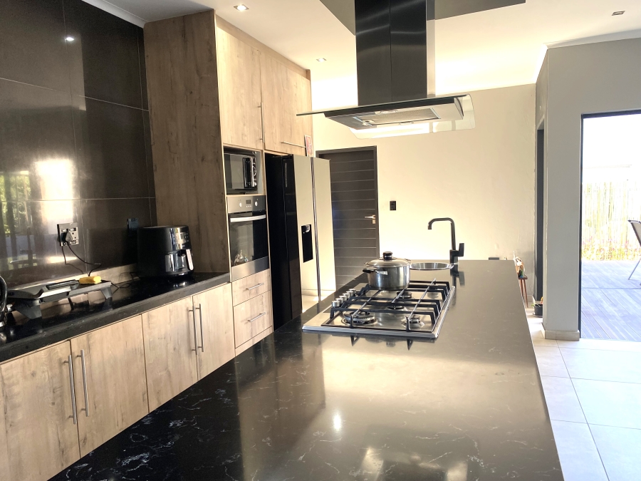 4 Bedroom Property for Sale in Palm Lakes Estate KwaZulu-Natal