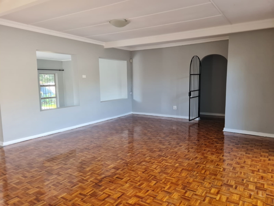 3 Bedroom Property for Sale in Meer En See KwaZulu-Natal