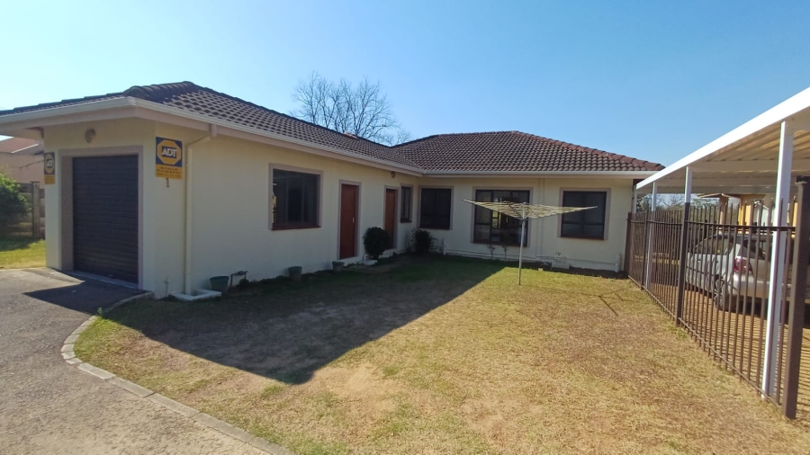 3 Bedroom Property for Sale in Lincoln Meade KwaZulu-Natal