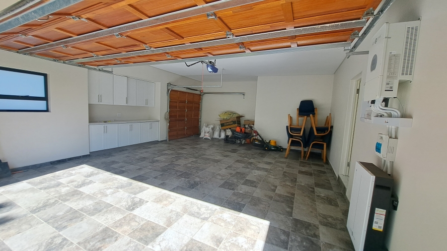 3 Bedroom Property for Sale in Meer En See KwaZulu-Natal