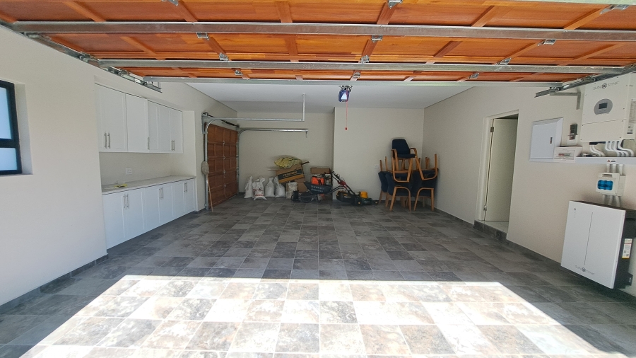 3 Bedroom Property for Sale in Meer En See KwaZulu-Natal