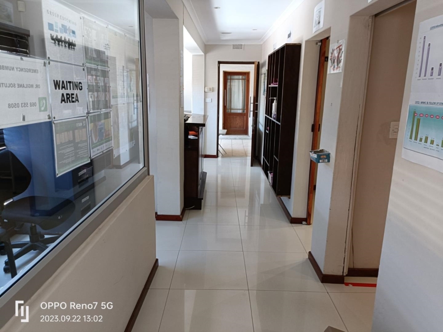 To Let commercial Property for Rent in Margate KwaZulu-Natal