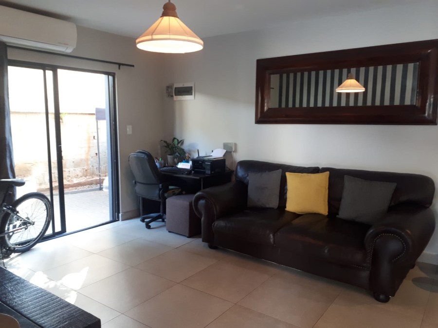 To Let 2 Bedroom Property for Rent in Park Hill KwaZulu-Natal