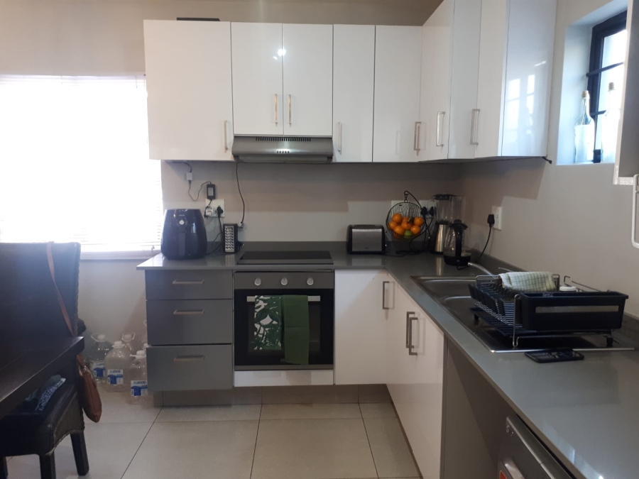 To Let 2 Bedroom Property for Rent in Park Hill KwaZulu-Natal