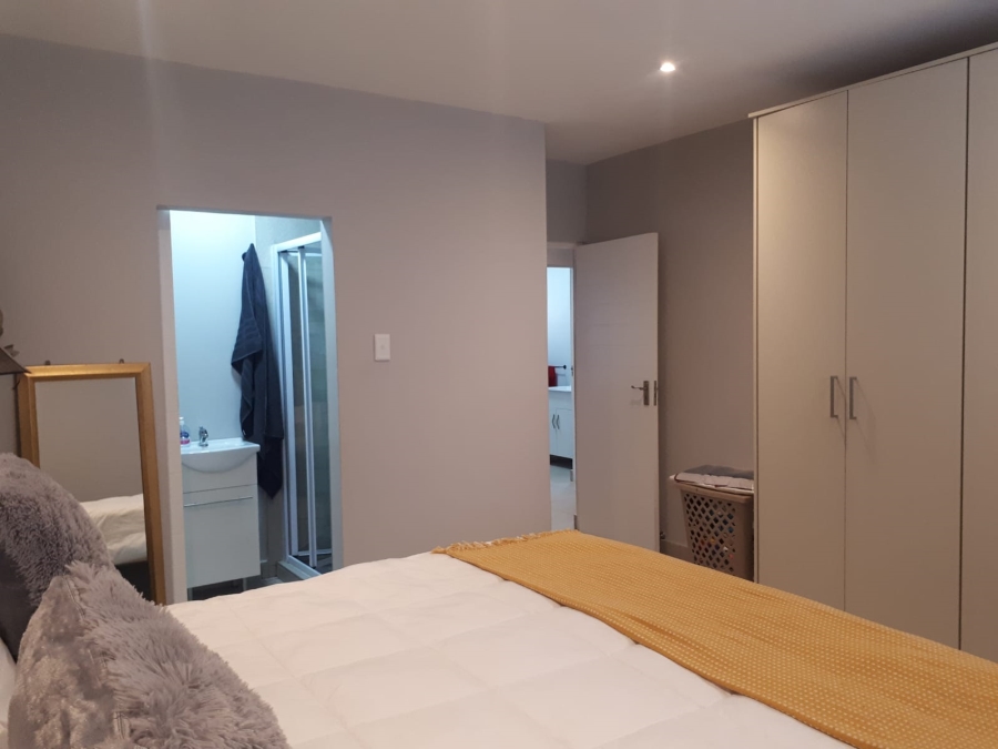 To Let 2 Bedroom Property for Rent in Park Hill KwaZulu-Natal