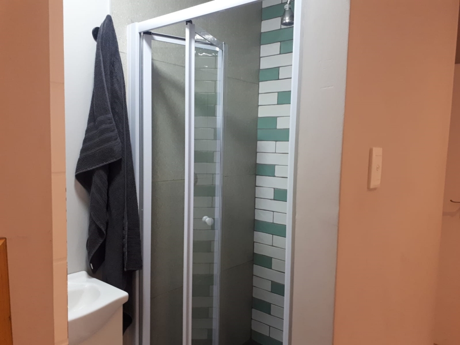 To Let 2 Bedroom Property for Rent in Park Hill KwaZulu-Natal