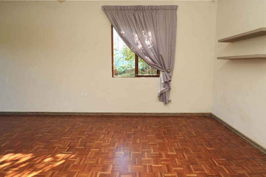 4 Bedroom Property for Sale in Hillcrest Park KwaZulu-Natal