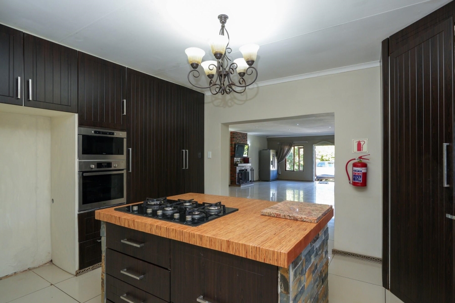 4 Bedroom Property for Sale in Hillcrest Park KwaZulu-Natal