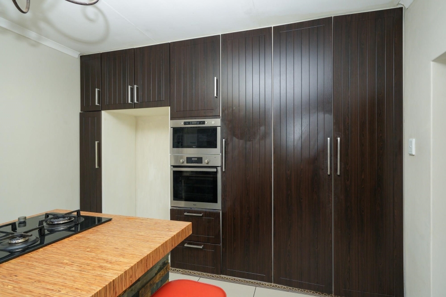 4 Bedroom Property for Sale in Hillcrest Park KwaZulu-Natal