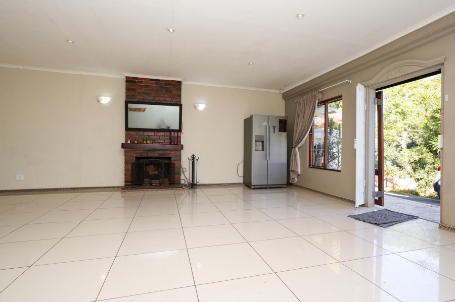 4 Bedroom Property for Sale in Hillcrest Park KwaZulu-Natal