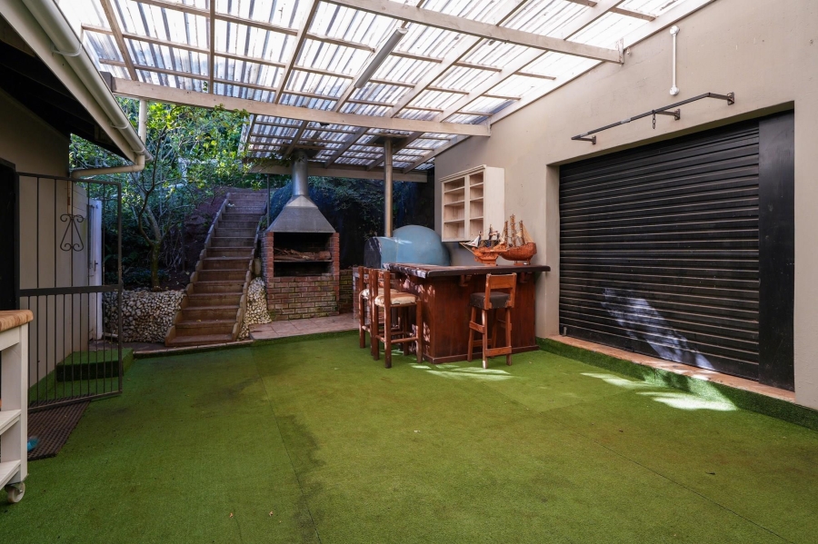 4 Bedroom Property for Sale in Hillcrest Park KwaZulu-Natal