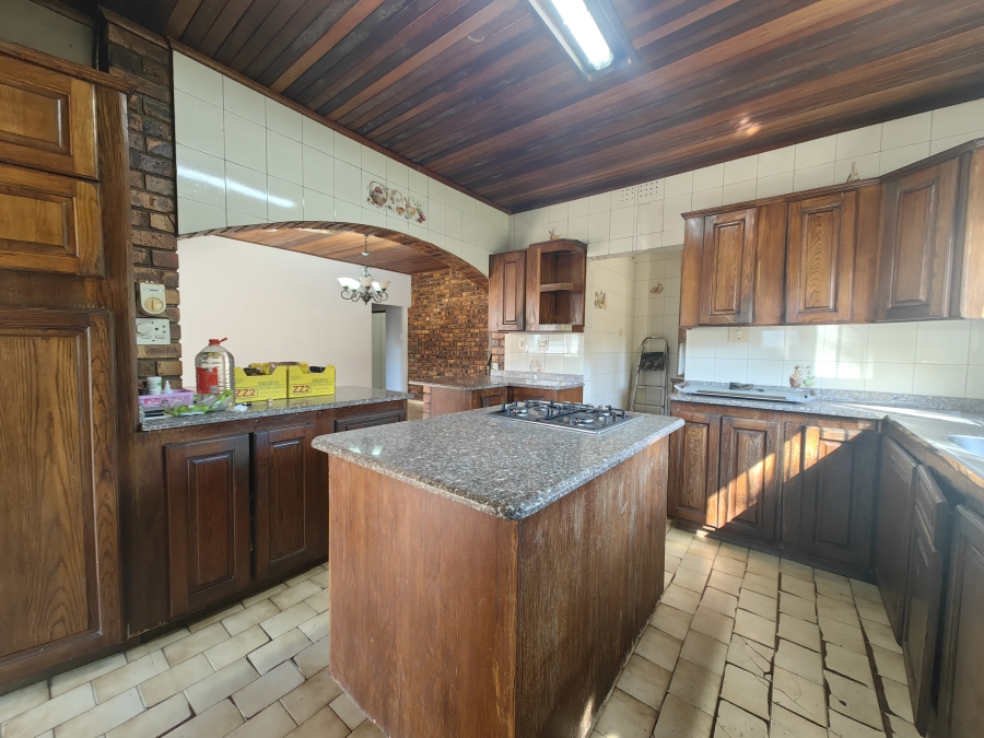 4 Bedroom Property for Sale in Scottburgh Central KwaZulu-Natal