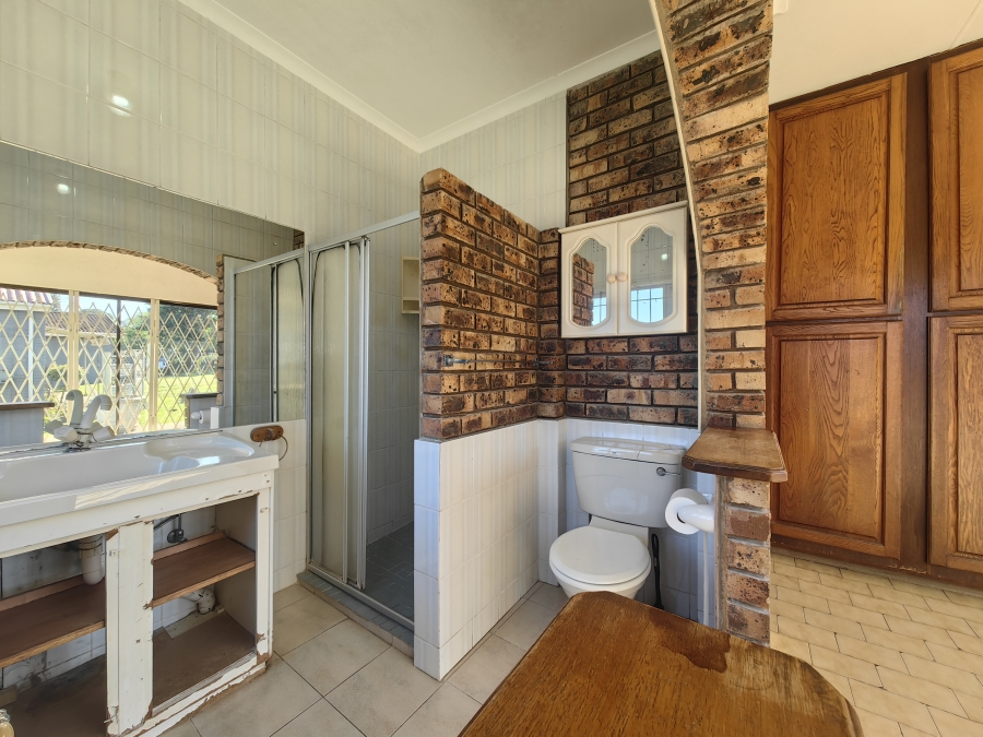4 Bedroom Property for Sale in Scottburgh Central KwaZulu-Natal