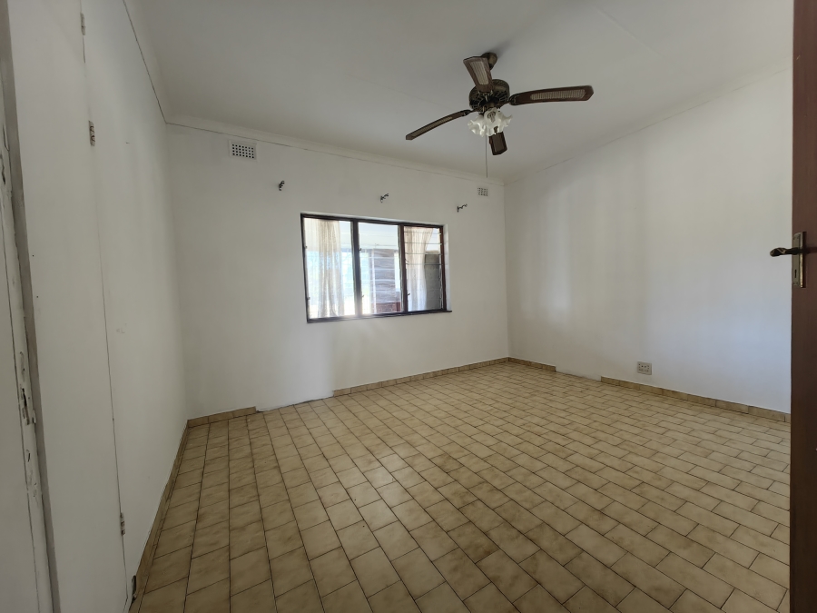 4 Bedroom Property for Sale in Scottburgh Central KwaZulu-Natal