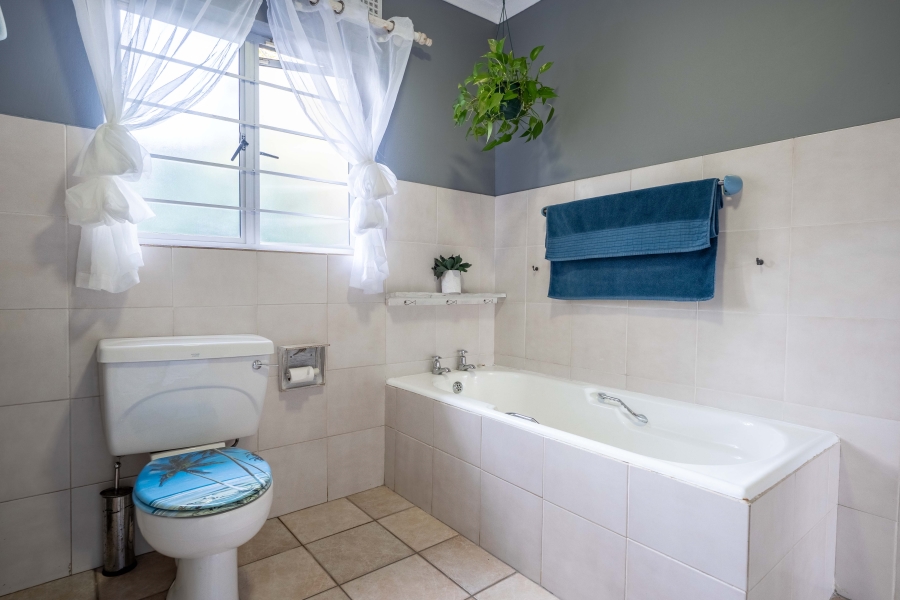 3 Bedroom Property for Sale in Amanzimtoti KwaZulu-Natal