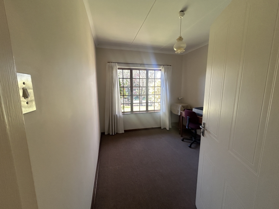 3 Bedroom Property for Sale in Hilton Gardens KwaZulu-Natal