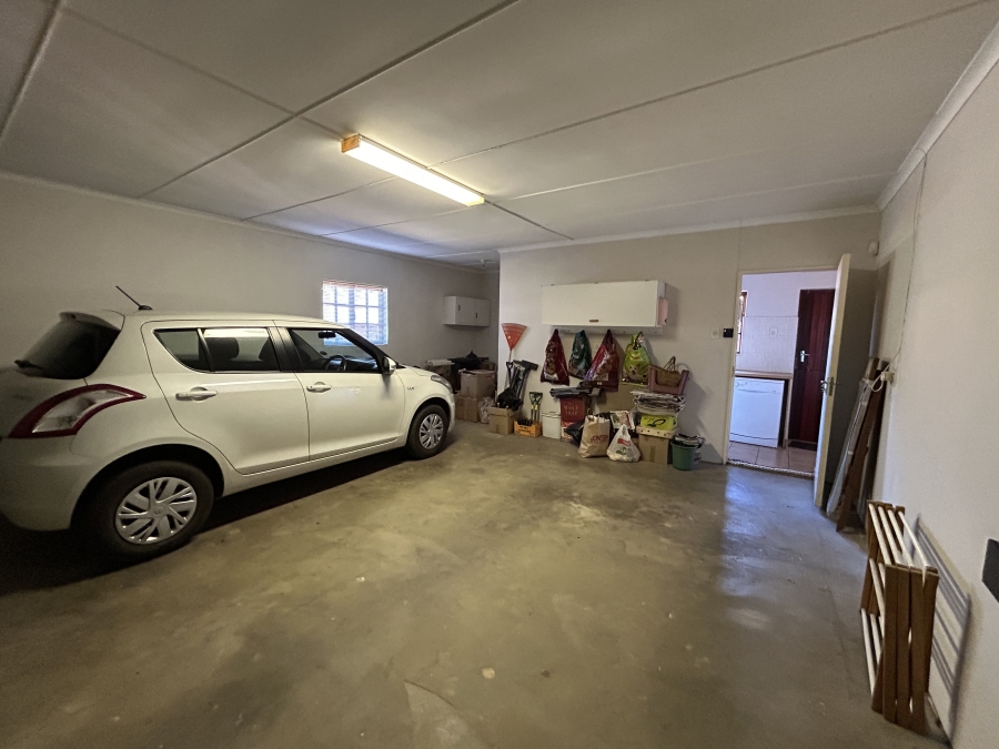 3 Bedroom Property for Sale in Hilton Gardens KwaZulu-Natal