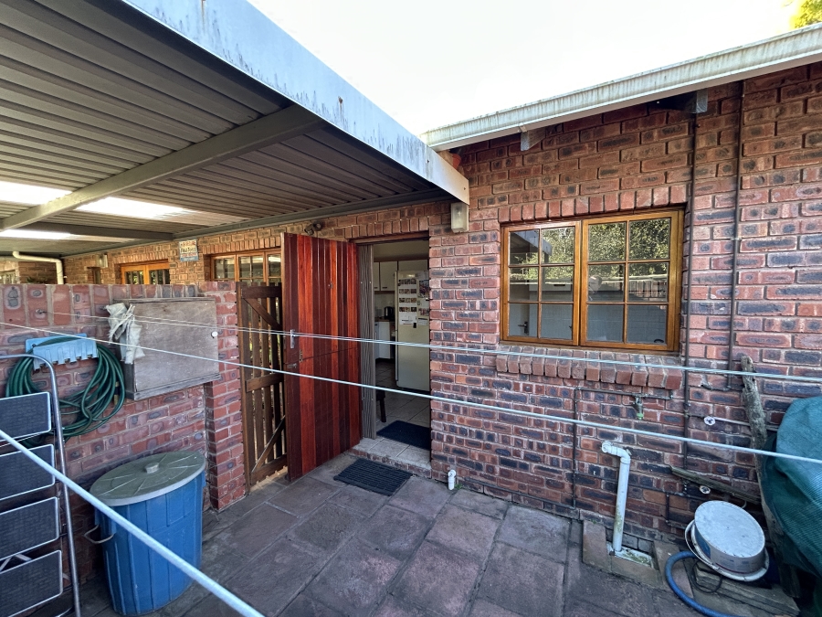 3 Bedroom Property for Sale in Hilton Gardens KwaZulu-Natal