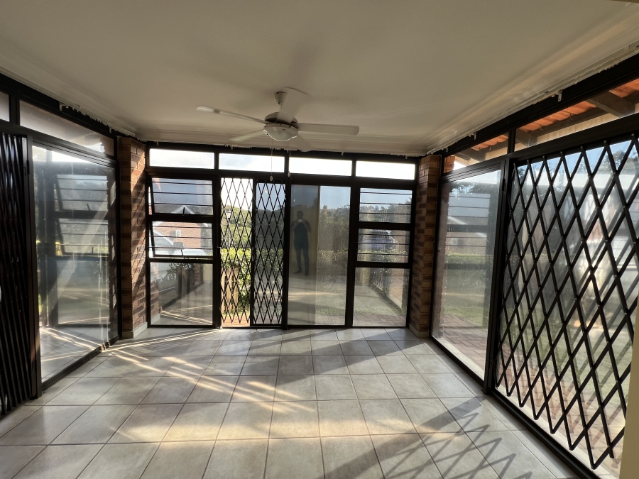 2 Bedroom Property for Sale in Freeland Park KwaZulu-Natal