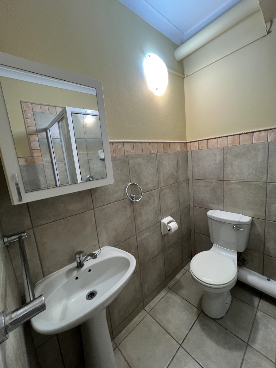 2 Bedroom Property for Sale in Freeland Park KwaZulu-Natal