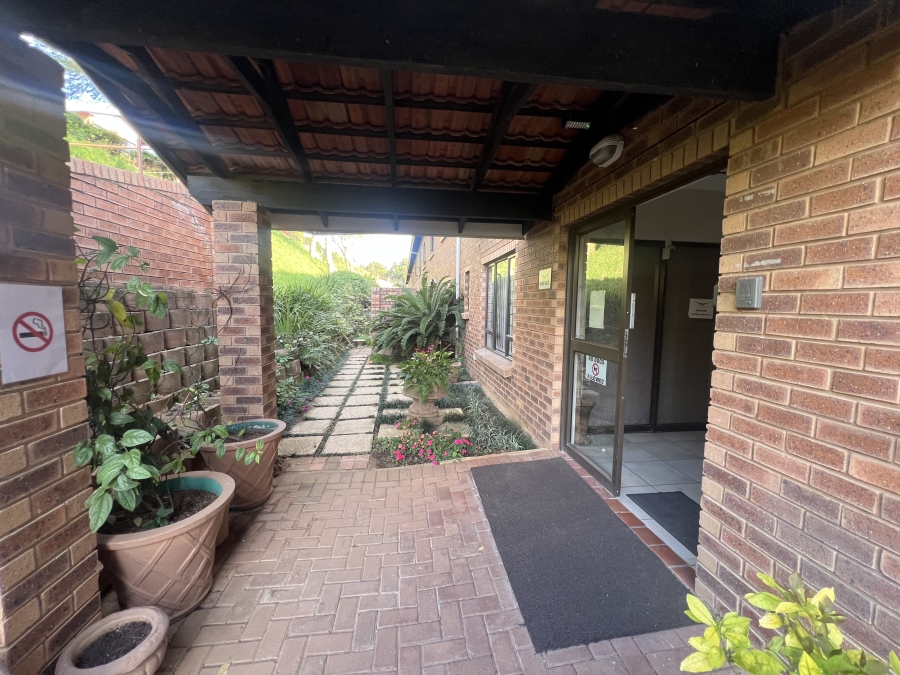 2 Bedroom Property for Sale in Freeland Park KwaZulu-Natal