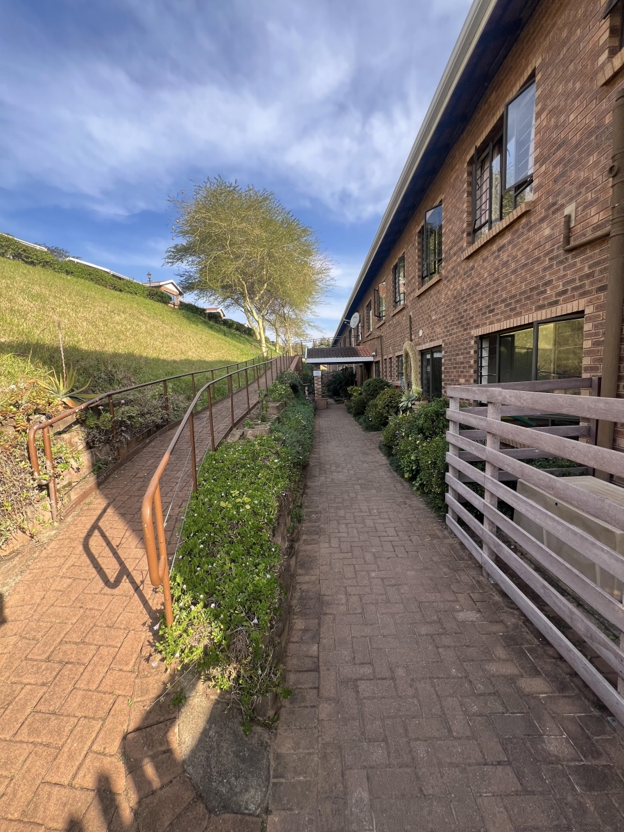 2 Bedroom Property for Sale in Freeland Park KwaZulu-Natal