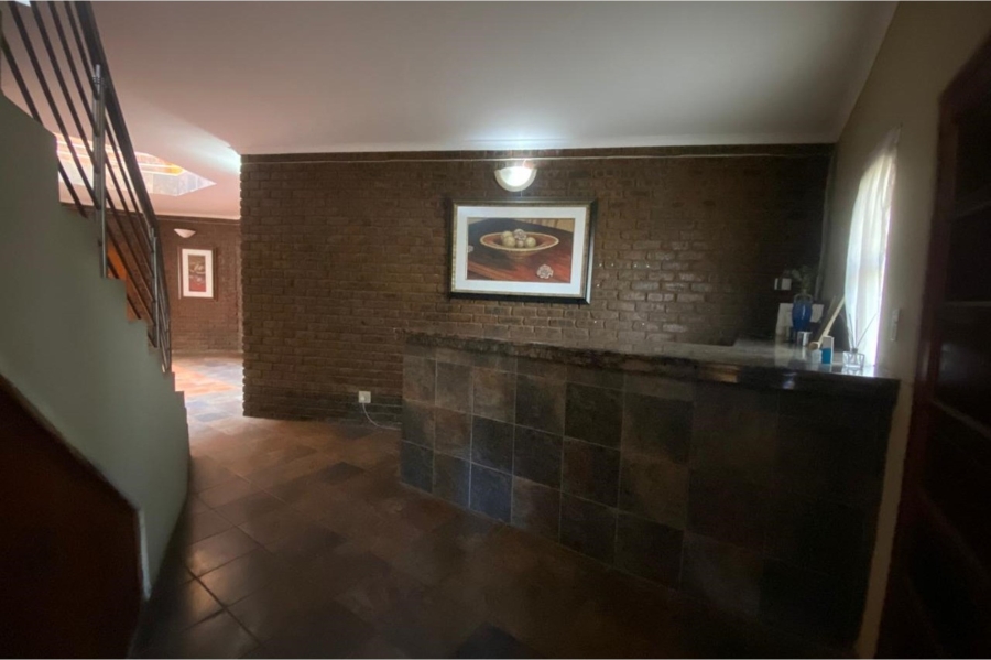 9 Bedroom Property for Sale in Newcastle KwaZulu-Natal
