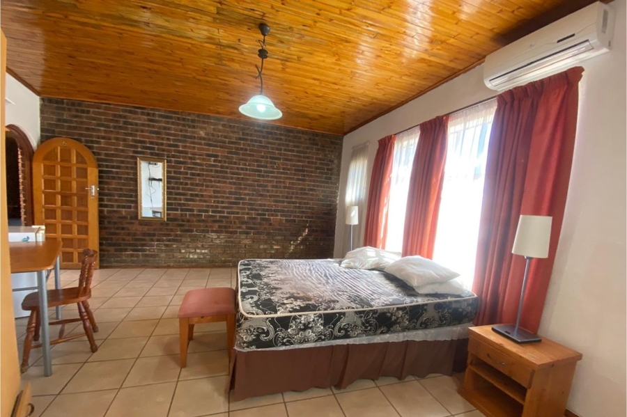 9 Bedroom Property for Sale in Newcastle KwaZulu-Natal