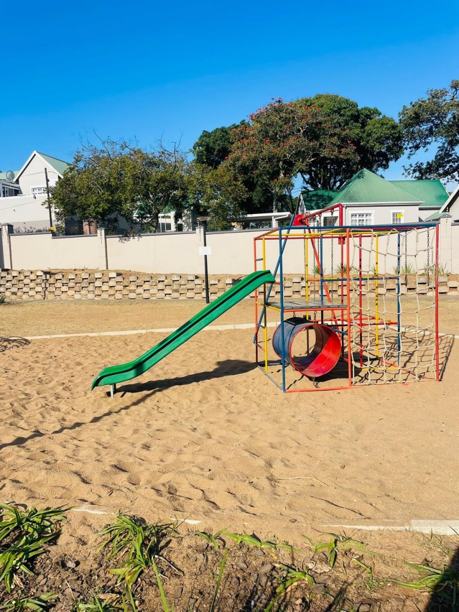 To Let 2 Bedroom Property for Rent in Amanzimtoti KwaZulu-Natal