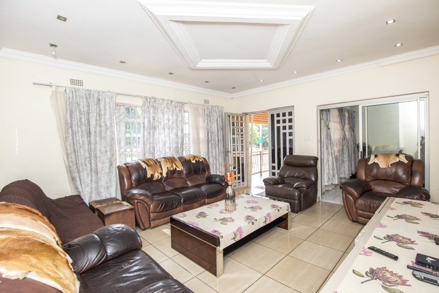 5 Bedroom Property for Sale in Umbilo KwaZulu-Natal