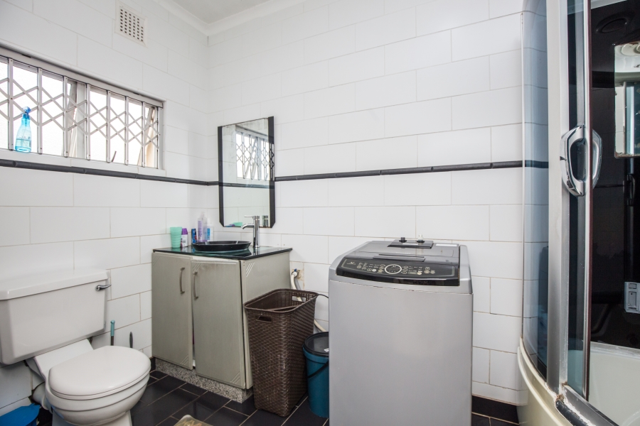 5 Bedroom Property for Sale in Umbilo KwaZulu-Natal