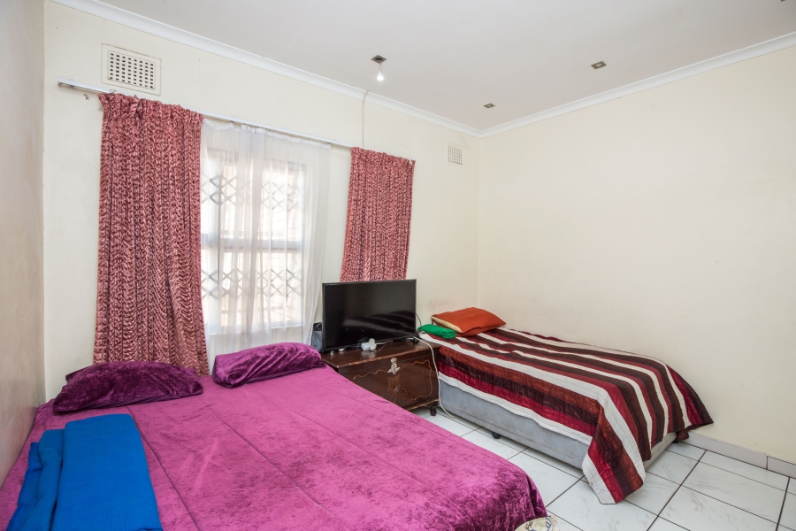 5 Bedroom Property for Sale in Umbilo KwaZulu-Natal