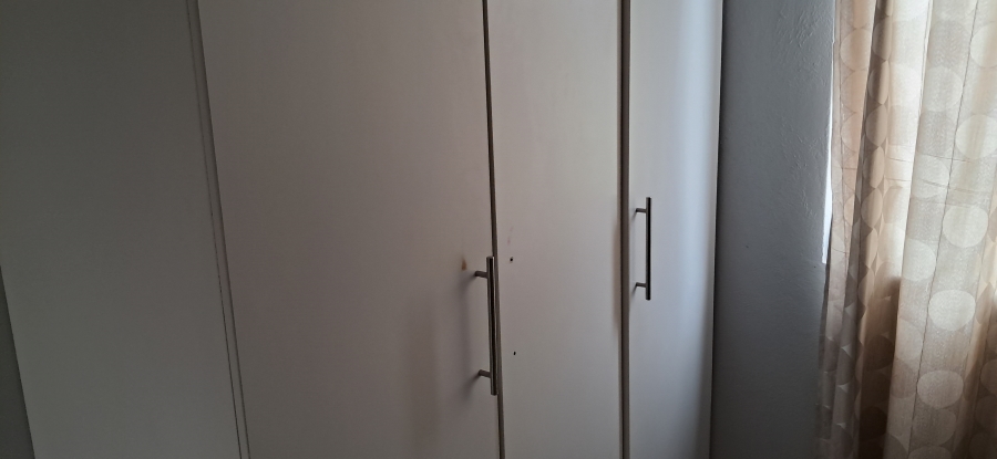 2 Bedroom Property for Sale in Madadeni J KwaZulu-Natal