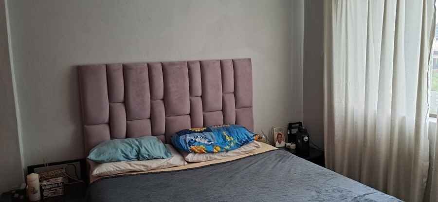2 Bedroom Property for Sale in Madadeni J KwaZulu-Natal