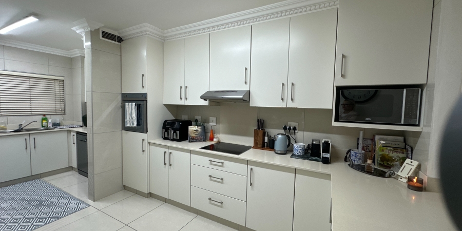 4 Bedroom Property for Sale in Umhlanga KwaZulu-Natal