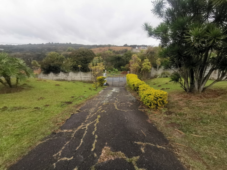 4 Bedroom Property for Sale in Mount Vernon KwaZulu-Natal
