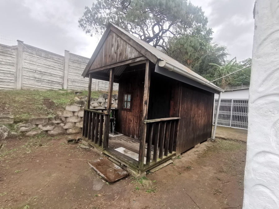 4 Bedroom Property for Sale in Mount Vernon KwaZulu-Natal