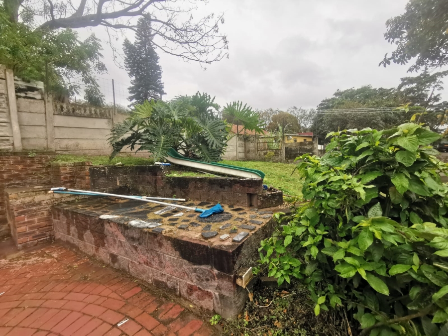 4 Bedroom Property for Sale in Mount Vernon KwaZulu-Natal