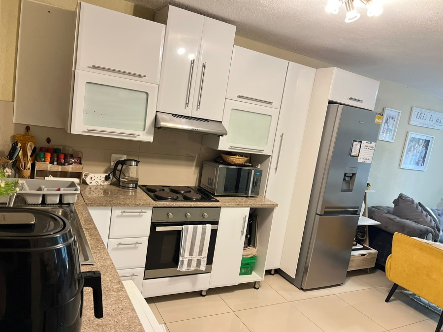 2 Bedroom Property for Sale in Montclair KwaZulu-Natal