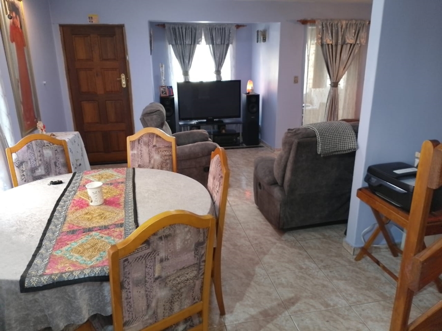 3 Bedroom Property for Sale in Newlands West KwaZulu-Natal