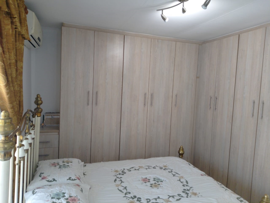 3 Bedroom Property for Sale in Newlands West KwaZulu-Natal