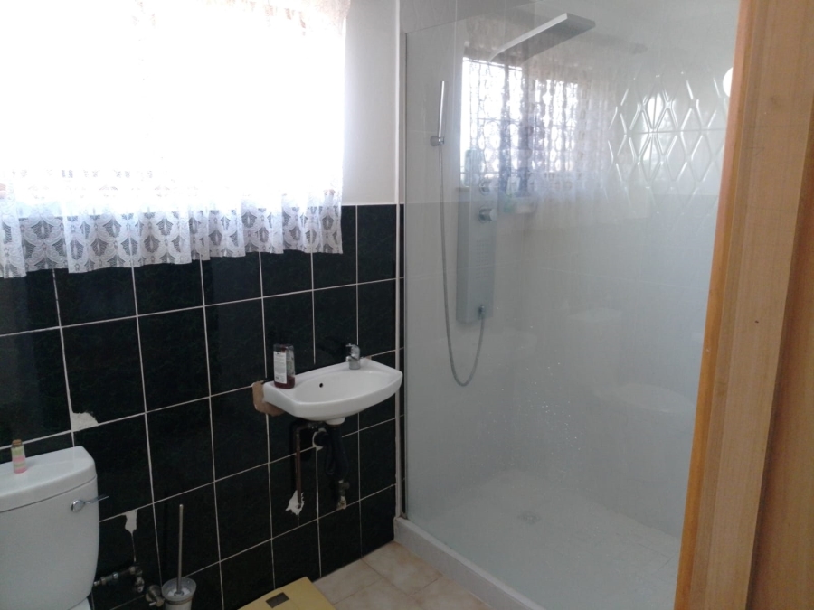 3 Bedroom Property for Sale in Newlands West KwaZulu-Natal
