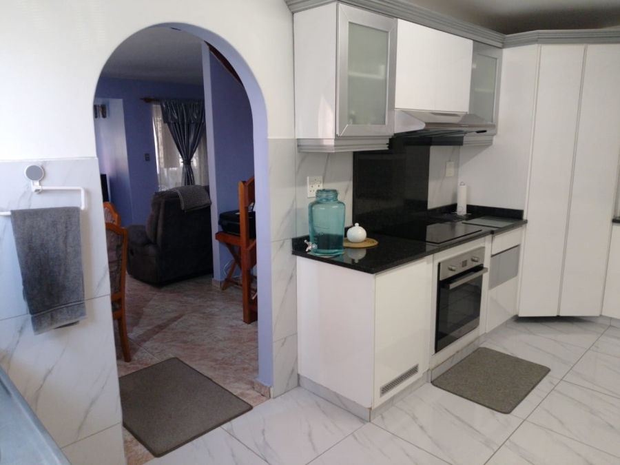 3 Bedroom Property for Sale in Newlands West KwaZulu-Natal