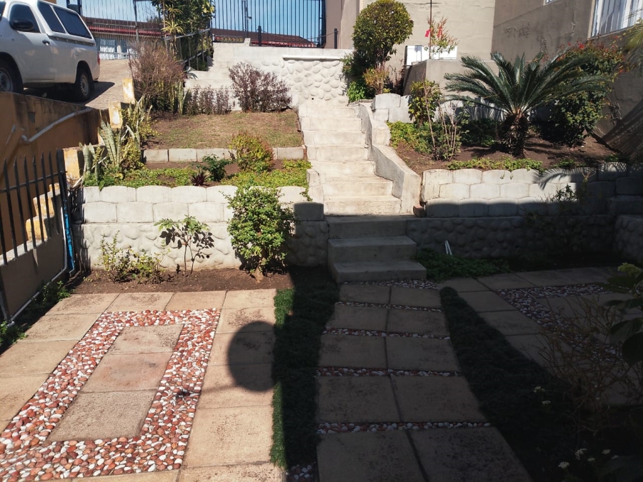 3 Bedroom Property for Sale in Newlands West KwaZulu-Natal