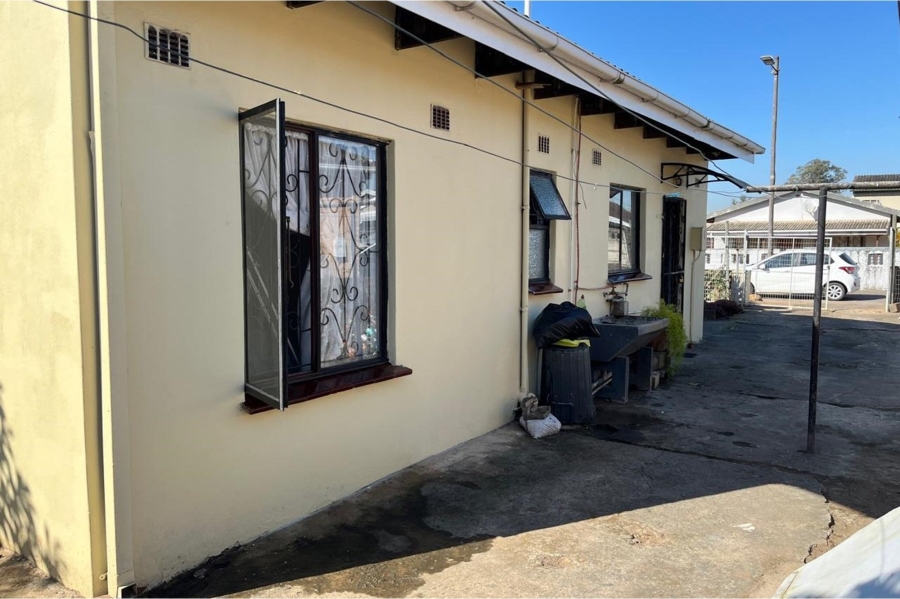 To Let 3 Bedroom Property for Rent in Palmview KwaZulu-Natal