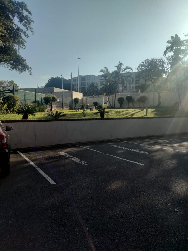 1 Bedroom Property for Sale in Umhlanga KwaZulu-Natal