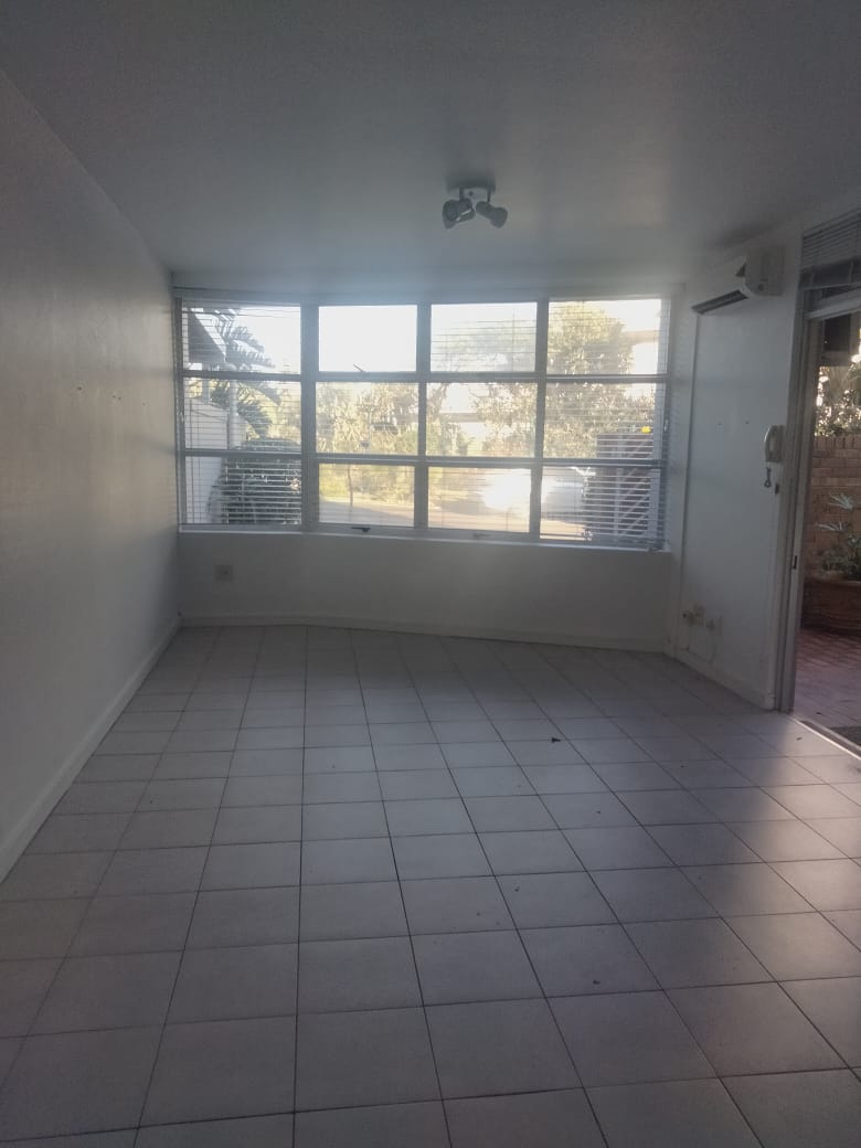 1 Bedroom Property for Sale in Umhlanga KwaZulu-Natal