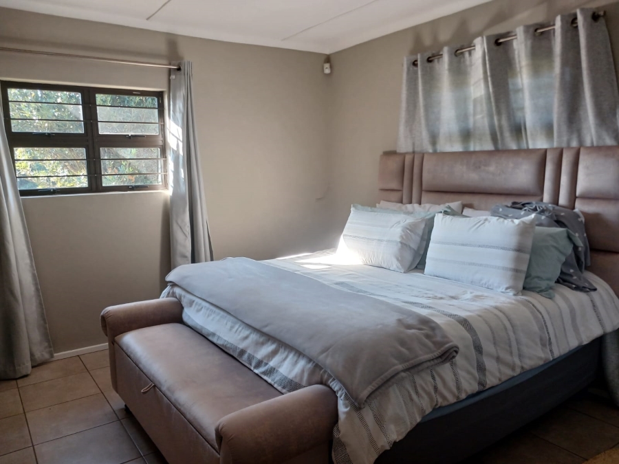 To Let 2 Bedroom Property for Rent in Crestholme KwaZulu-Natal