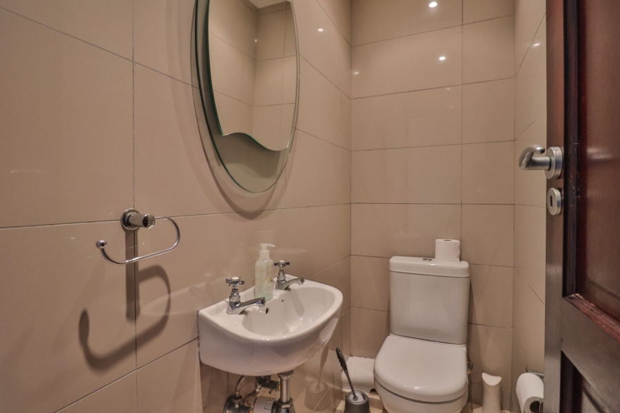 3 Bedroom Property for Sale in Westbrook KwaZulu-Natal