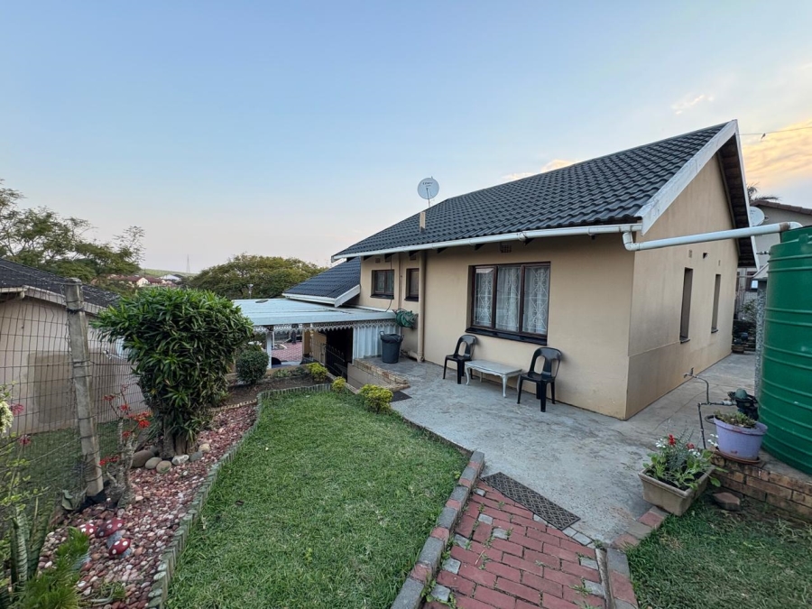 3 Bedroom Property for Sale in Vanrova KwaZulu-Natal
